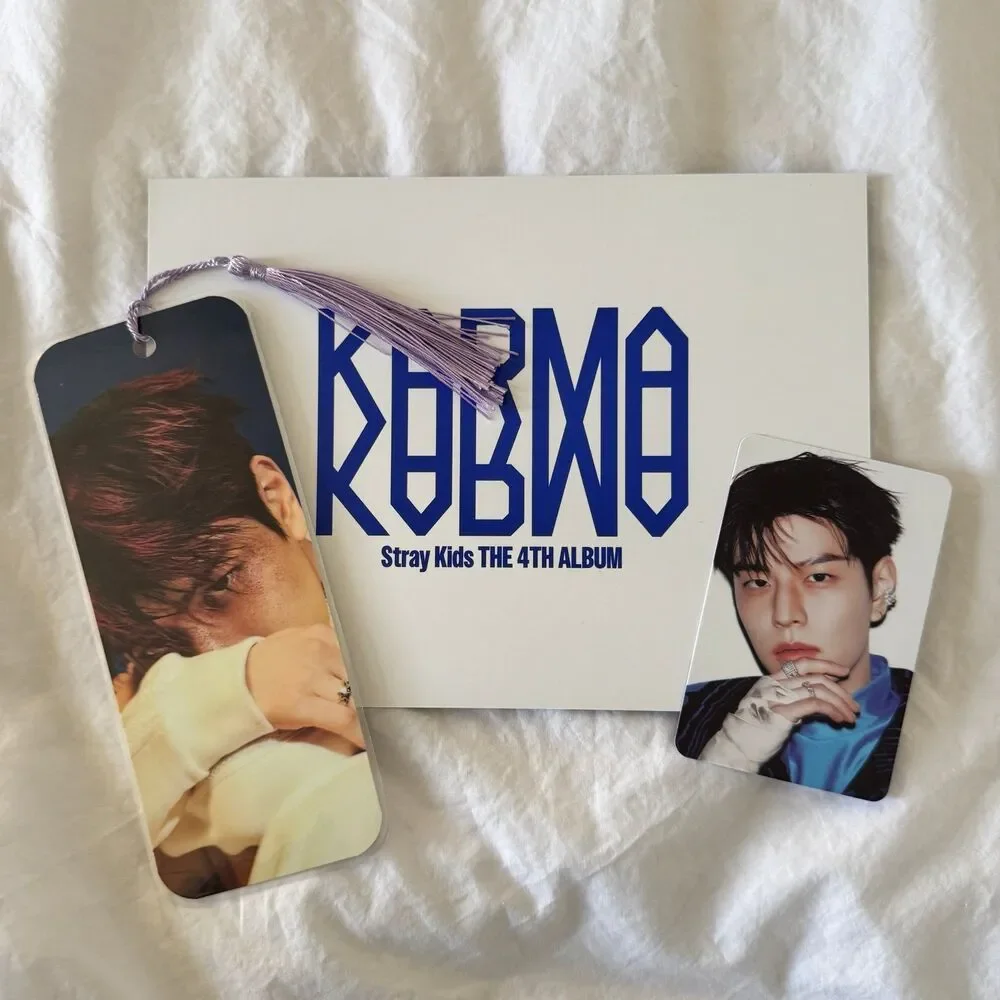 Stray Kids Seungmin laminated bookmark and Karma photocard